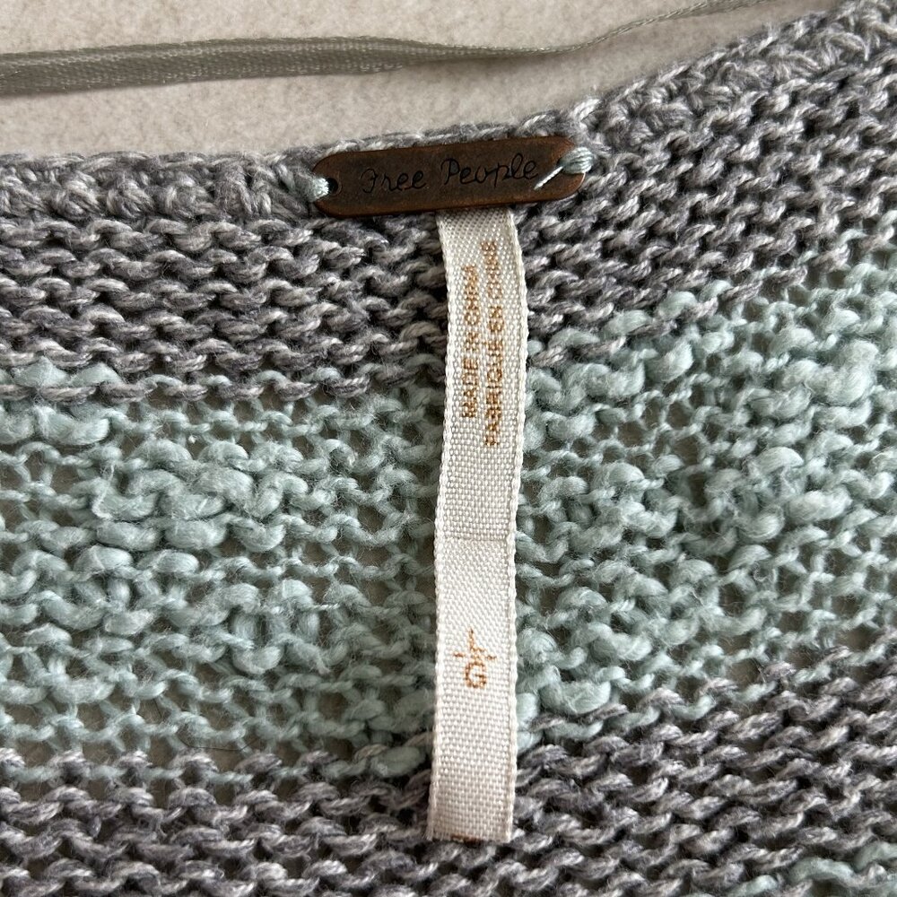 Free People Striped Kiwi Bell Cuff Sweater ALT ASO Alex Russo - Picture 4 of 6